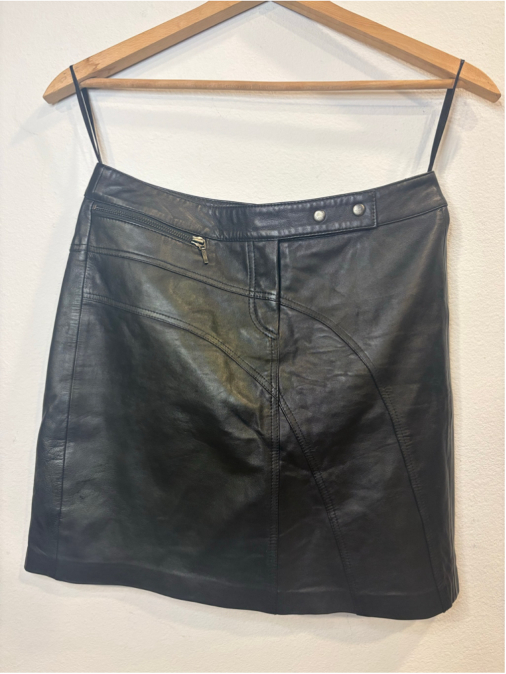 Cache Black Lamb Leather Mini Skirt Size 4 Zip Pocket Y2K Moto